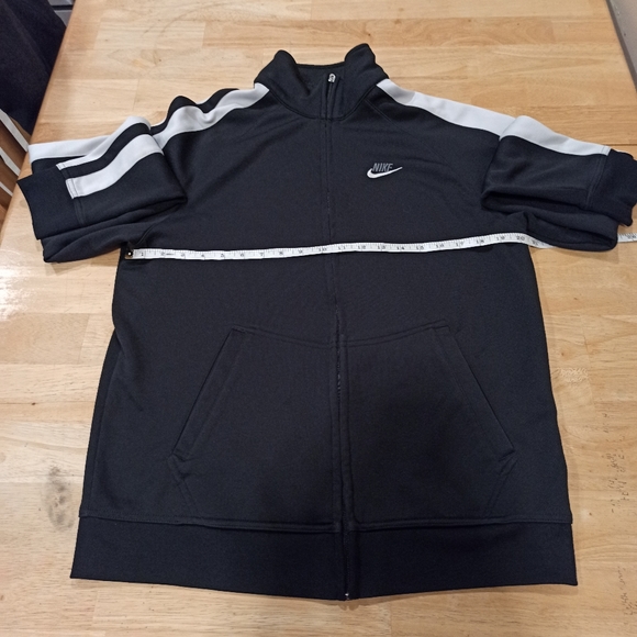 Nike tracker full zip up jacket - Picture 9 of 9